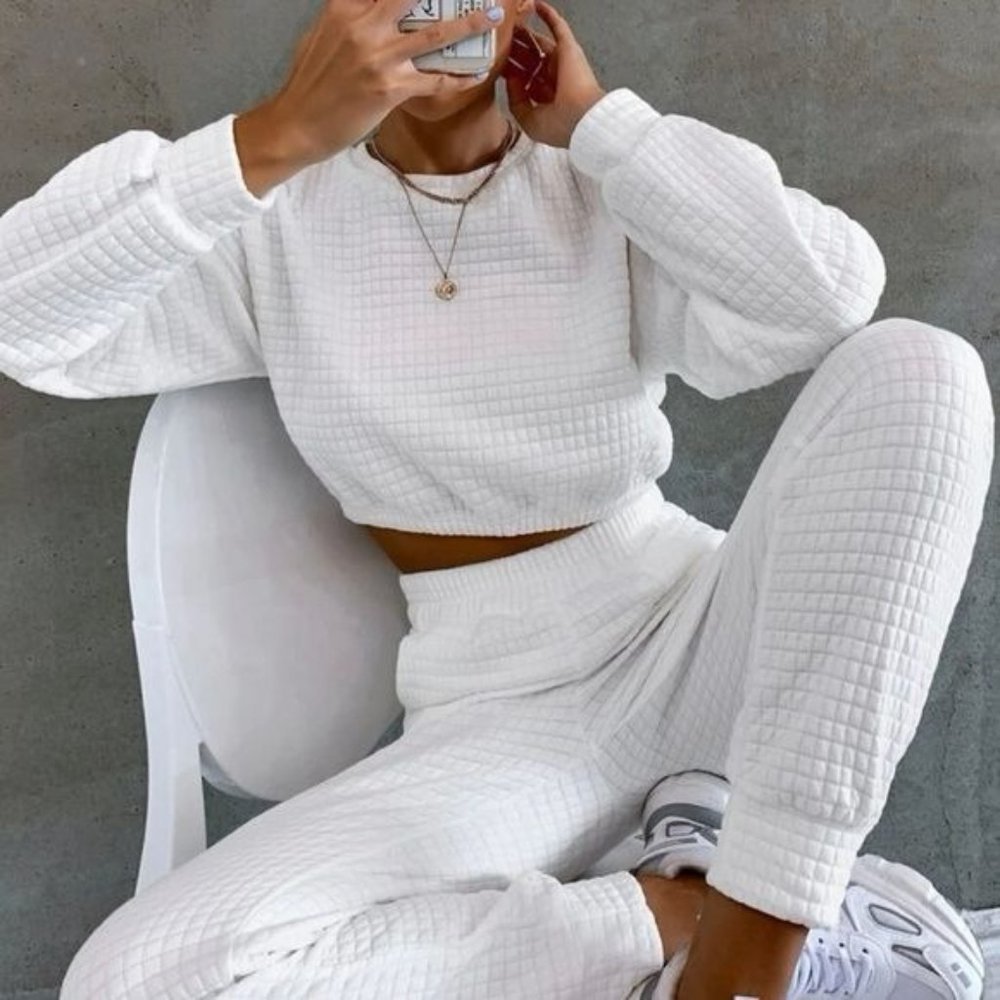 Casual Drop Shoulder Textured Crop Pullover Round Neck - Picture 2 of 5